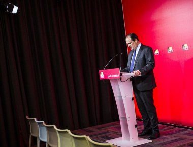 Γαλλικές εκλογές: Καταποντίστηκε η πολιτική δύναμη του Σοσιαλιστικού κόμματος - Δεν εκλέγεται ούτε ο πρόεδρος (φωτό)